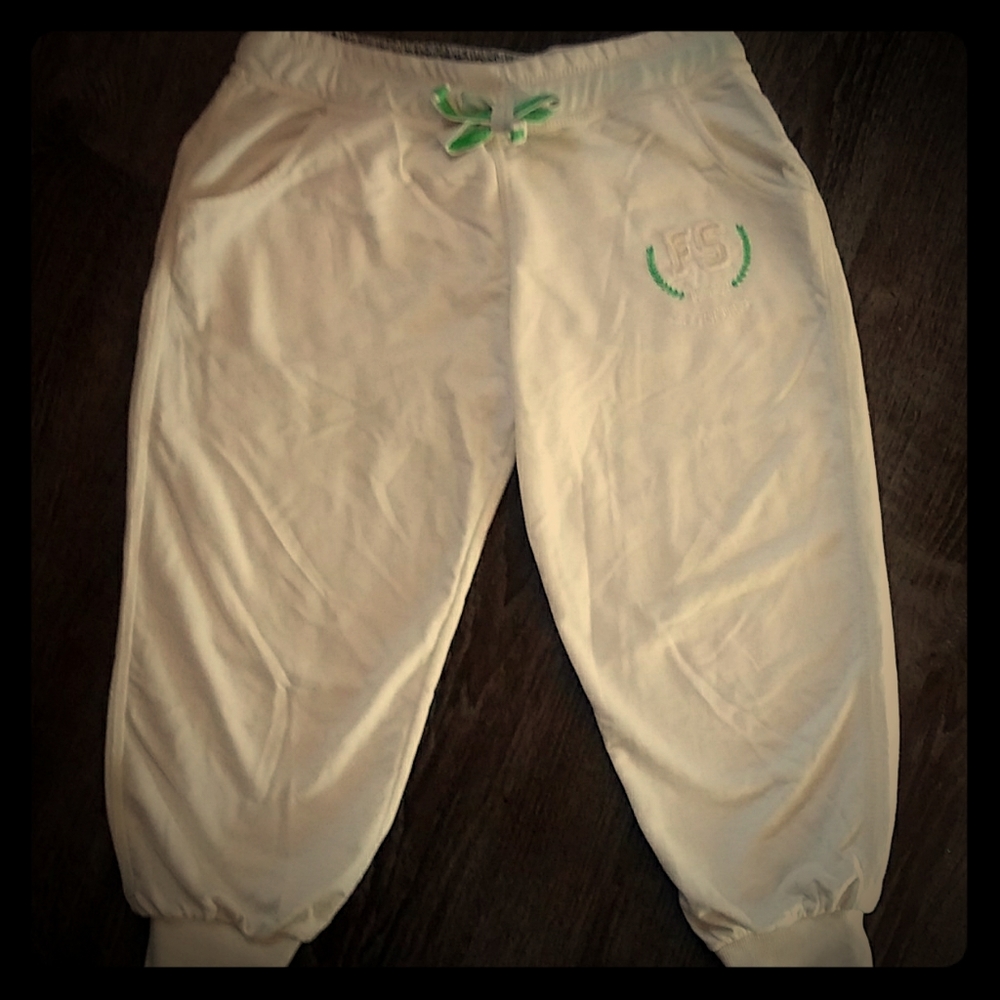 Free Spirit capri joggers SZL